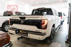 نيسان تيتان